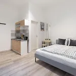 Appartement The Rakoczi 51 Urban Trio, Elegant Under One Roof Budapest