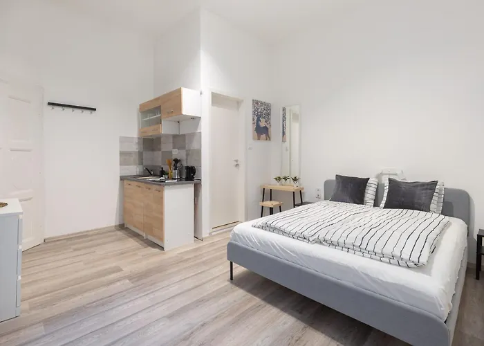 Apartment The Rakoczi 51 Urban Trio, Elegant Under One Roof Budapest