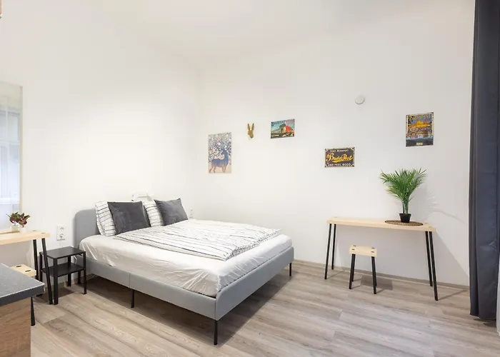The Rakoczi 51 Urban Trio, Elegant Under One Roof
