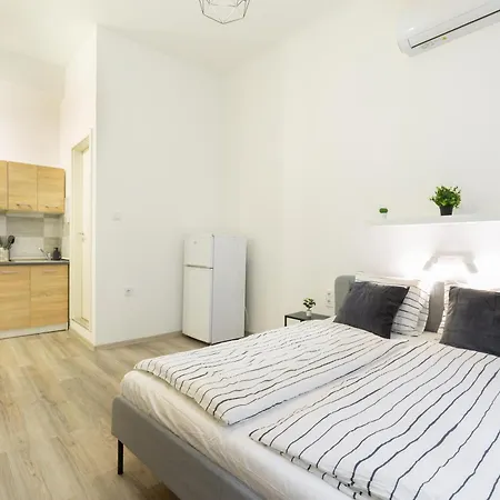 The Rakoczi 51 Urban Trio, Elegant Under One Roof Budapeşte