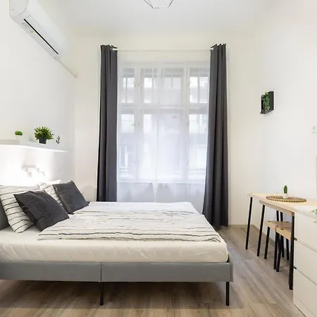 The Rakoczi 51 Urban Trio, Elegant Under One Roof *