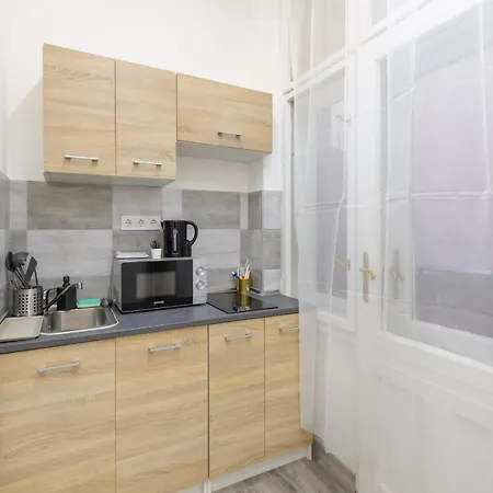 The Rakoczi 51 Urban Trio, Elegant Under One Roof Budapest